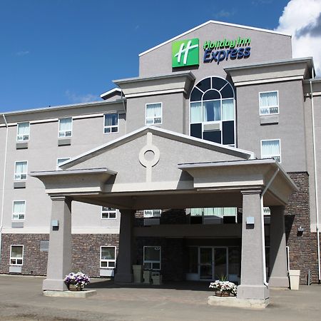 Holiday Inn Express Yorkton East By Ihg Exterior photo