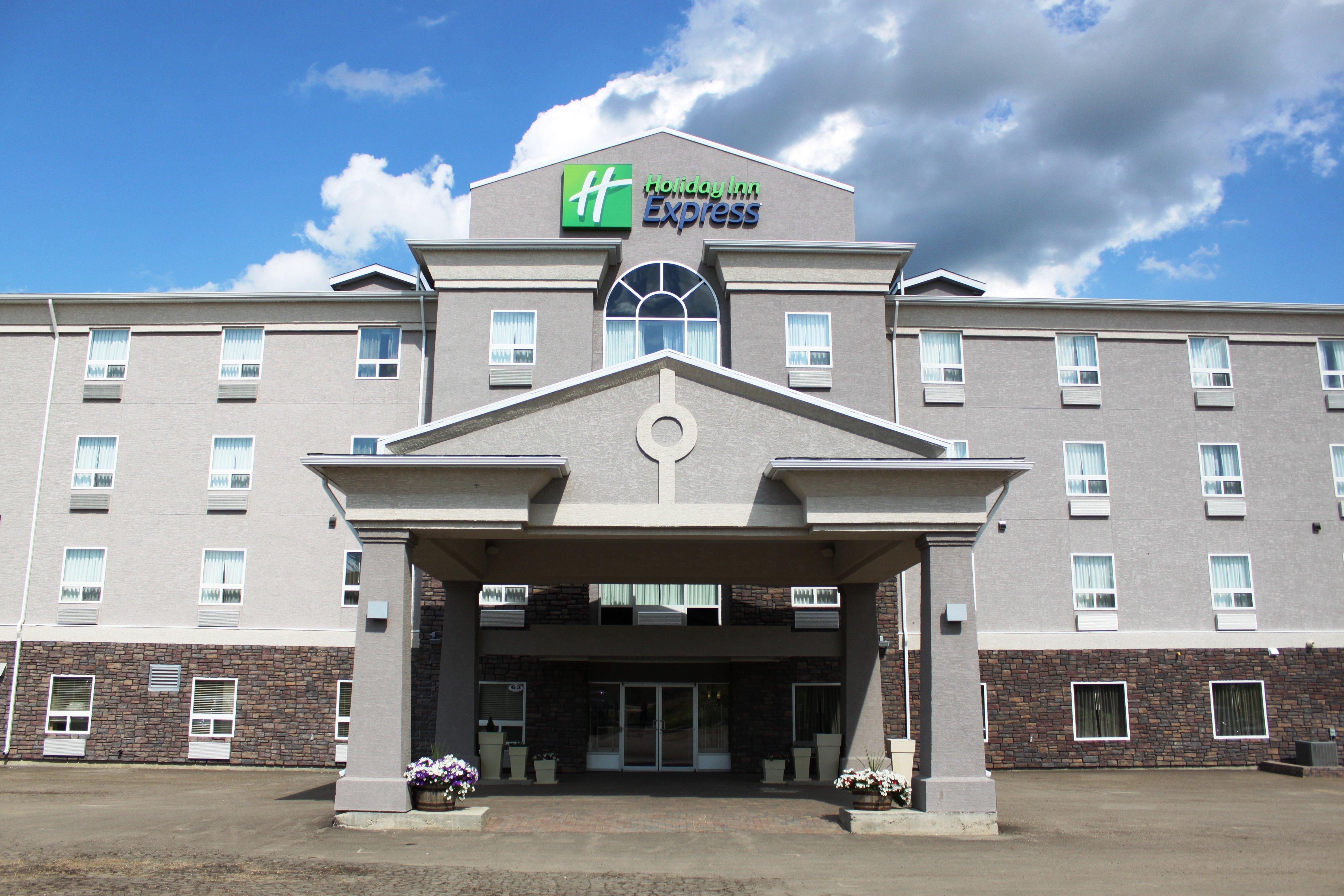 Holiday Inn Express Yorkton East, An Ihg Hotel Exterior photo