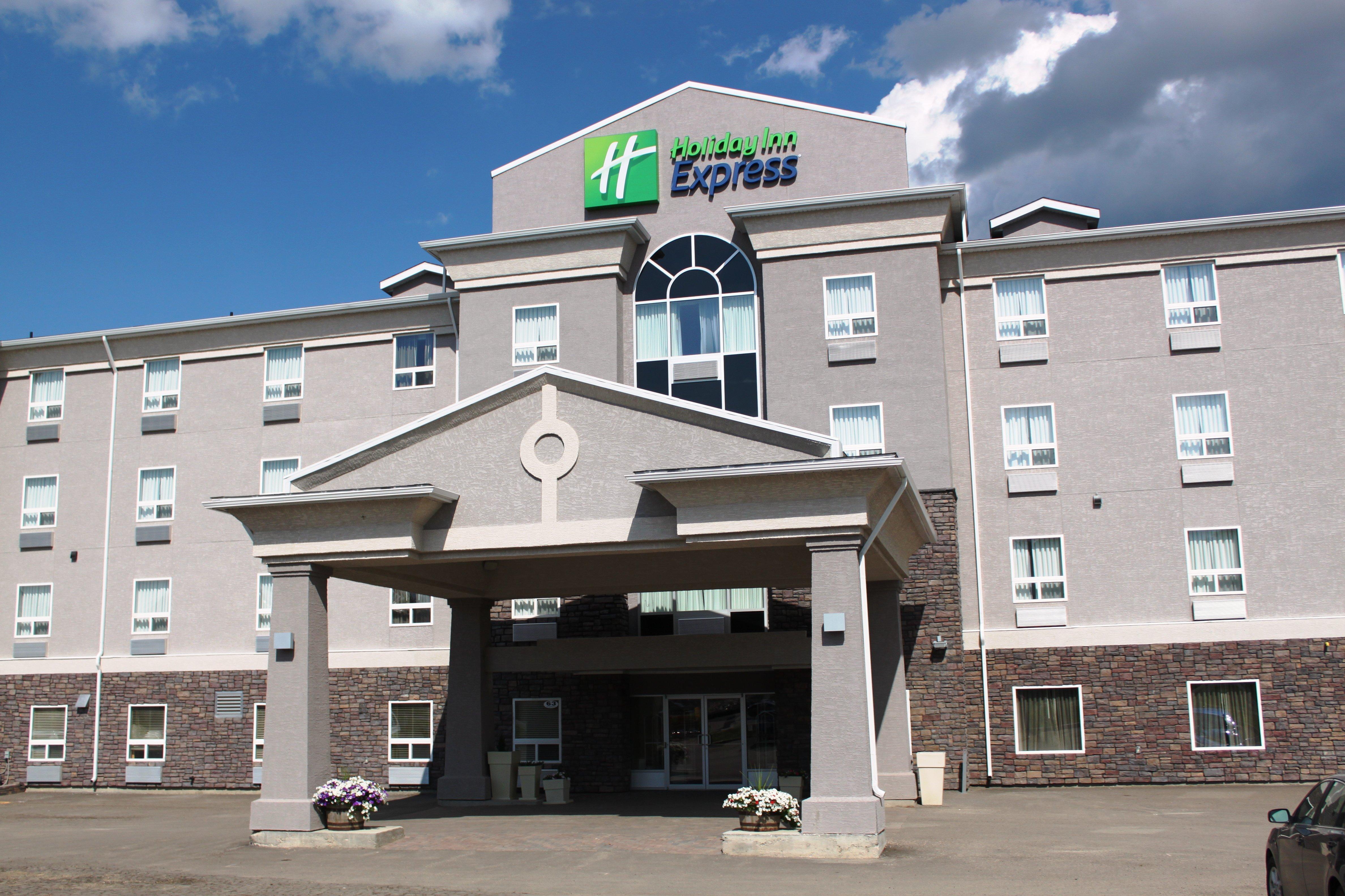 Holiday Inn Express Yorkton East, An Ihg Hotel Exterior photo