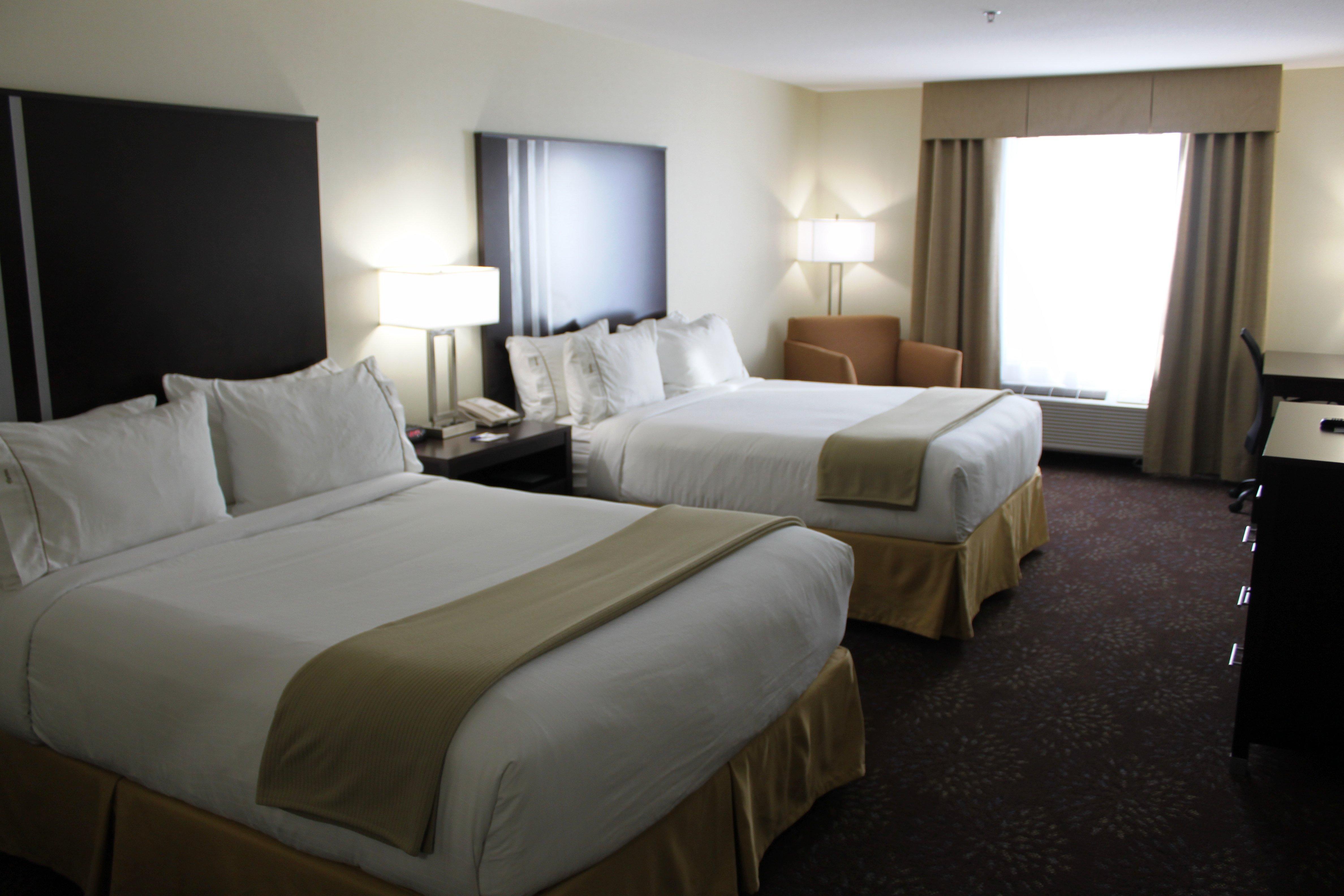 Holiday Inn Express Yorkton East By Ihg Exterior photo