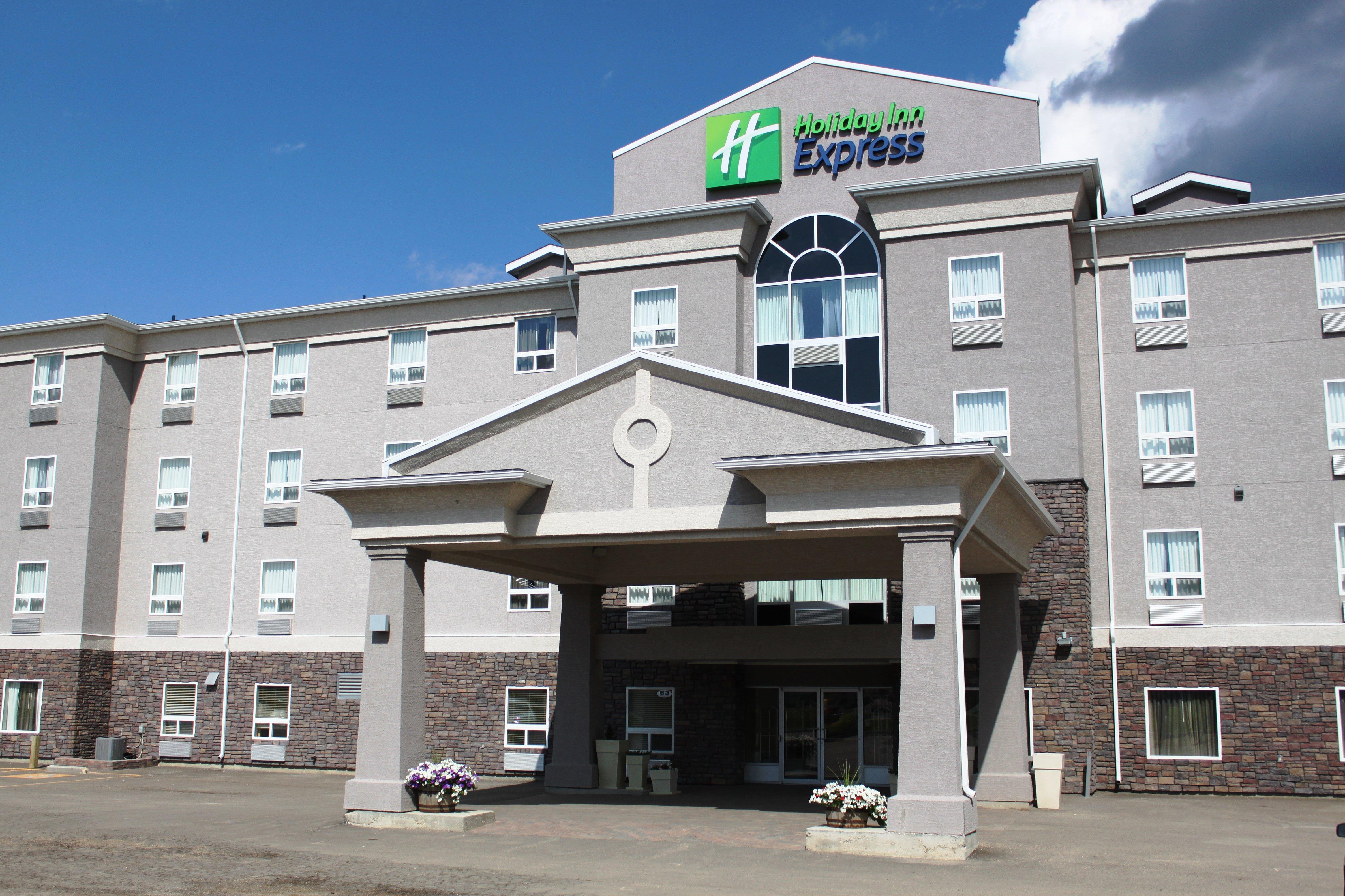 Holiday Inn Express Yorkton East, An Ihg Hotel Exterior photo